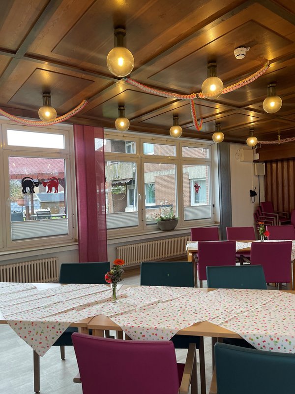 Kleiner Saal geschmückt 